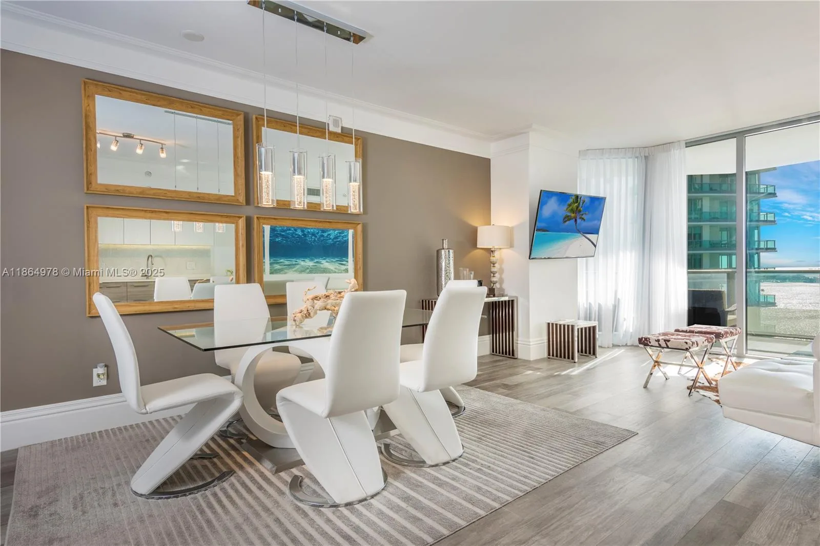 1300 Brickell Bay Dr # 1909, Miami, FL 33131 photo 3