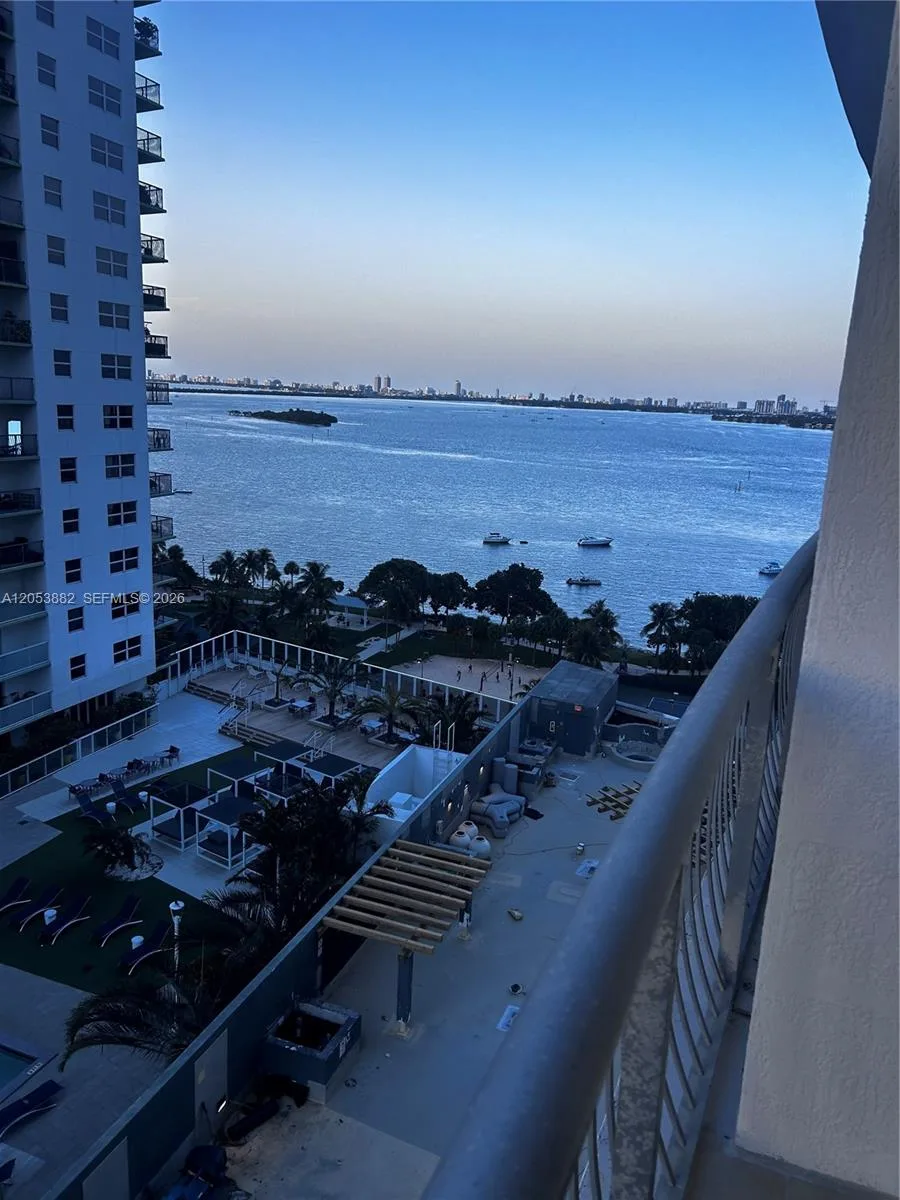 1750 N Bayshore Dr # 1707, Miami, FL 33132 photo 2