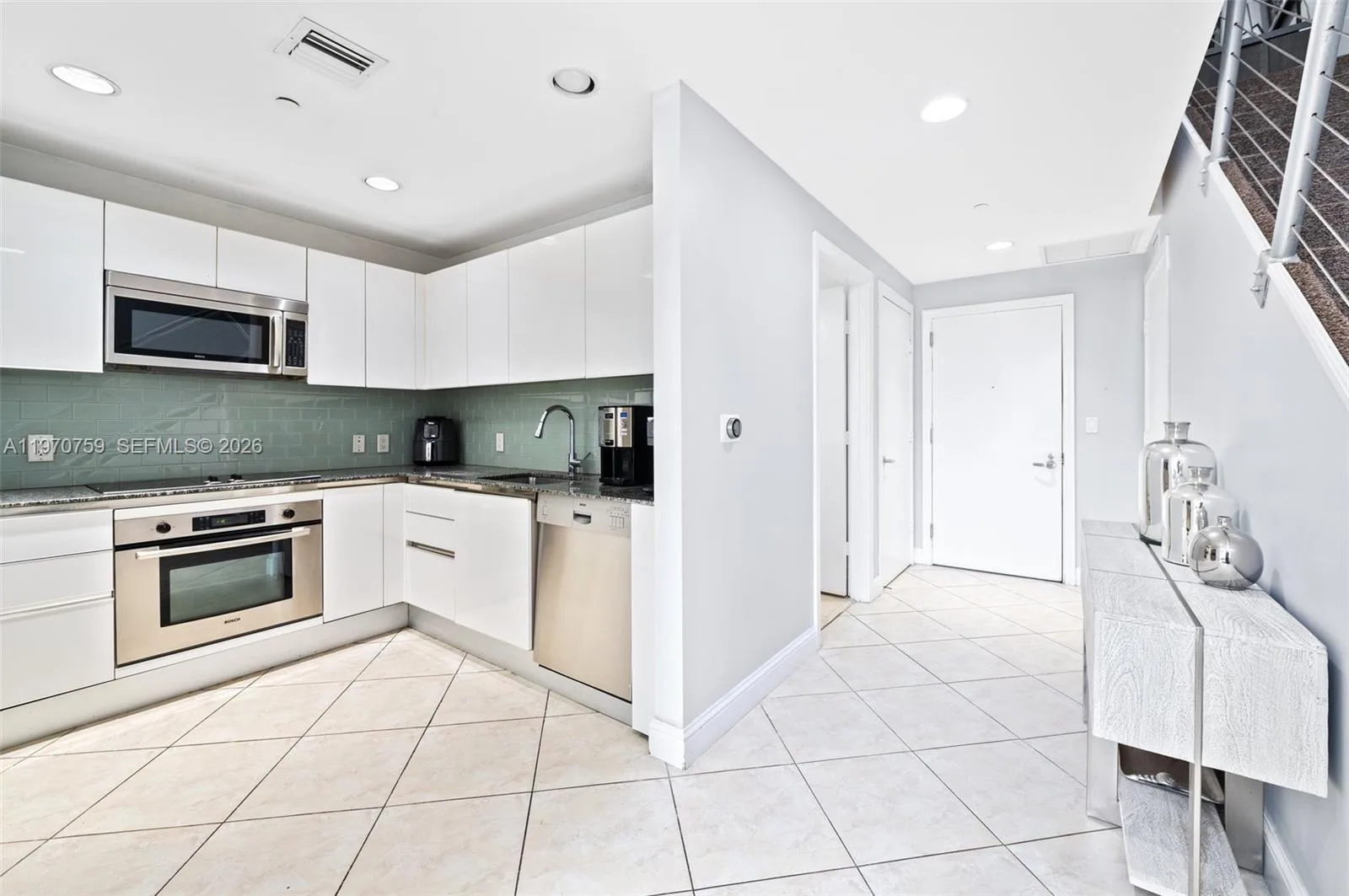 1050 Brickell Ave # 1014, Miami, FL 33131 photo 5