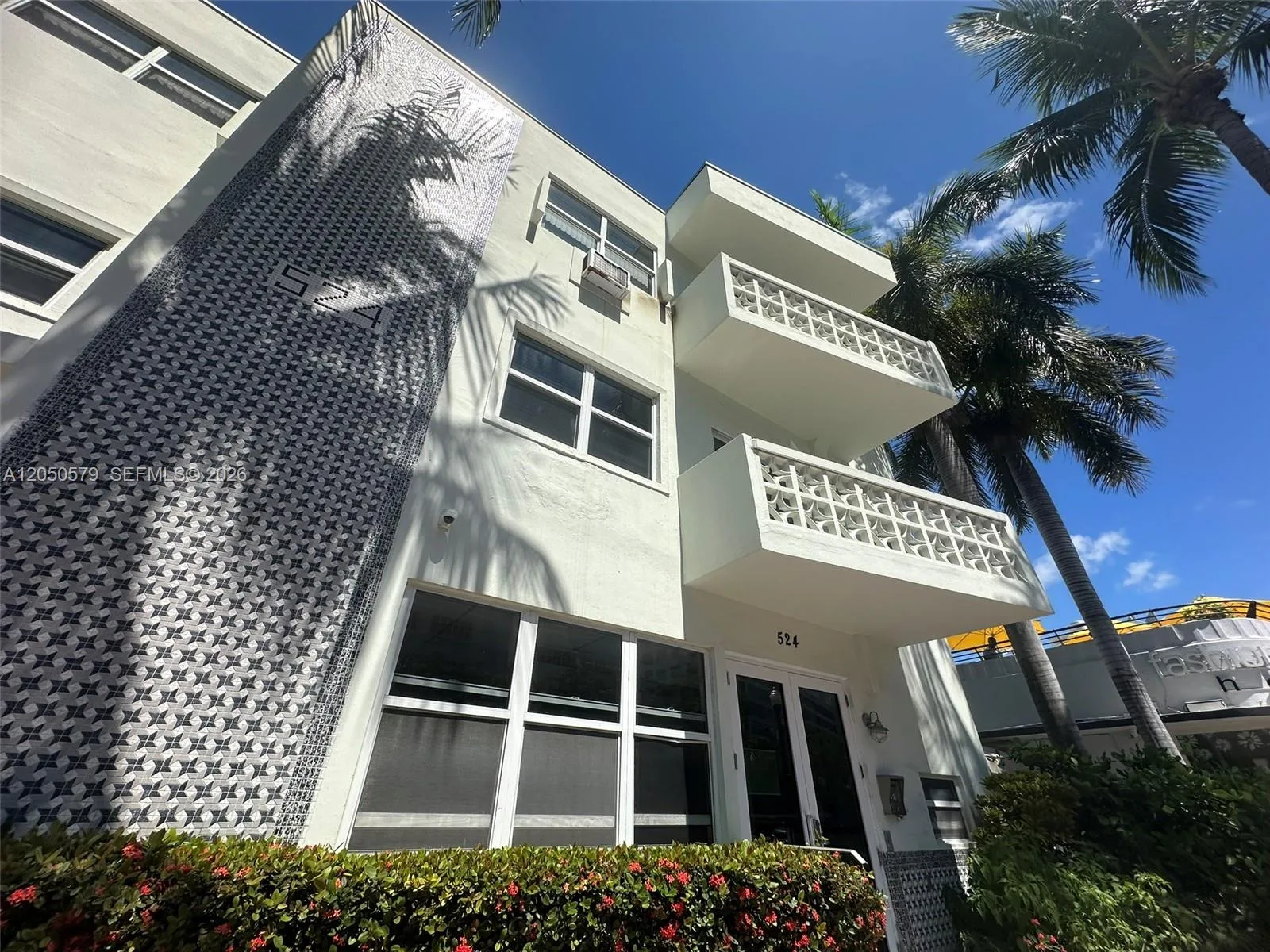 524 Washington Ave # 208, Miami Beach, FL 33139 photo 2