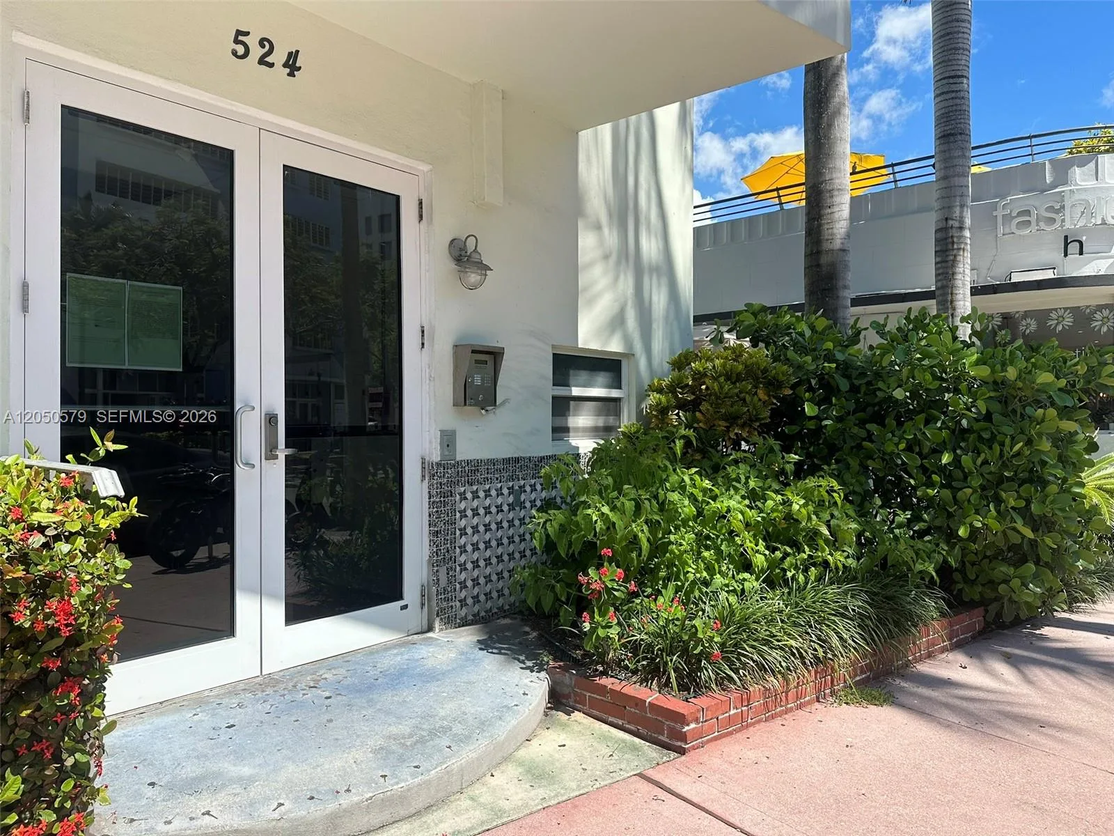 524 Washington Ave # 208, Miami Beach, FL 33139 photo 3