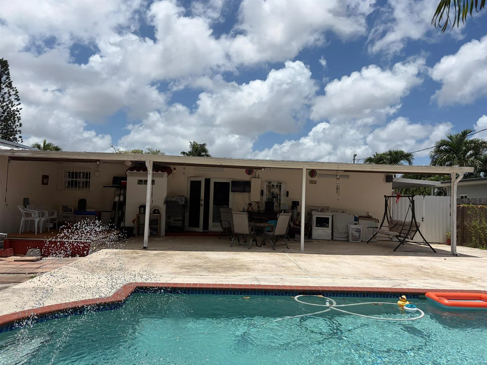 10501 NW 35th Place, Miami, FL 33147