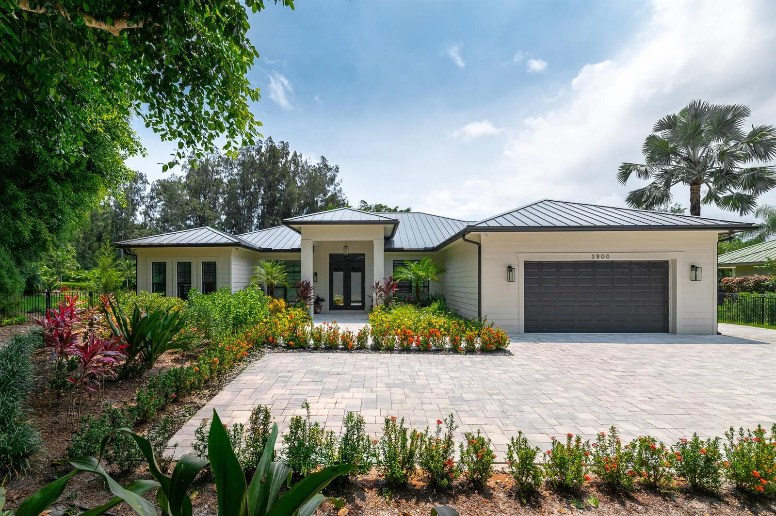 3800 SE Bent Banyan Way, Stuart, FL 34997 photo 2