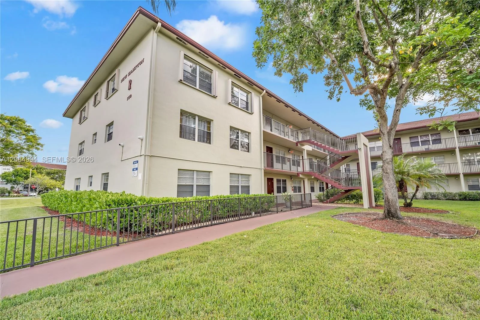 150 SW 134th Way # 304R, Pembroke Pines, FL 33027