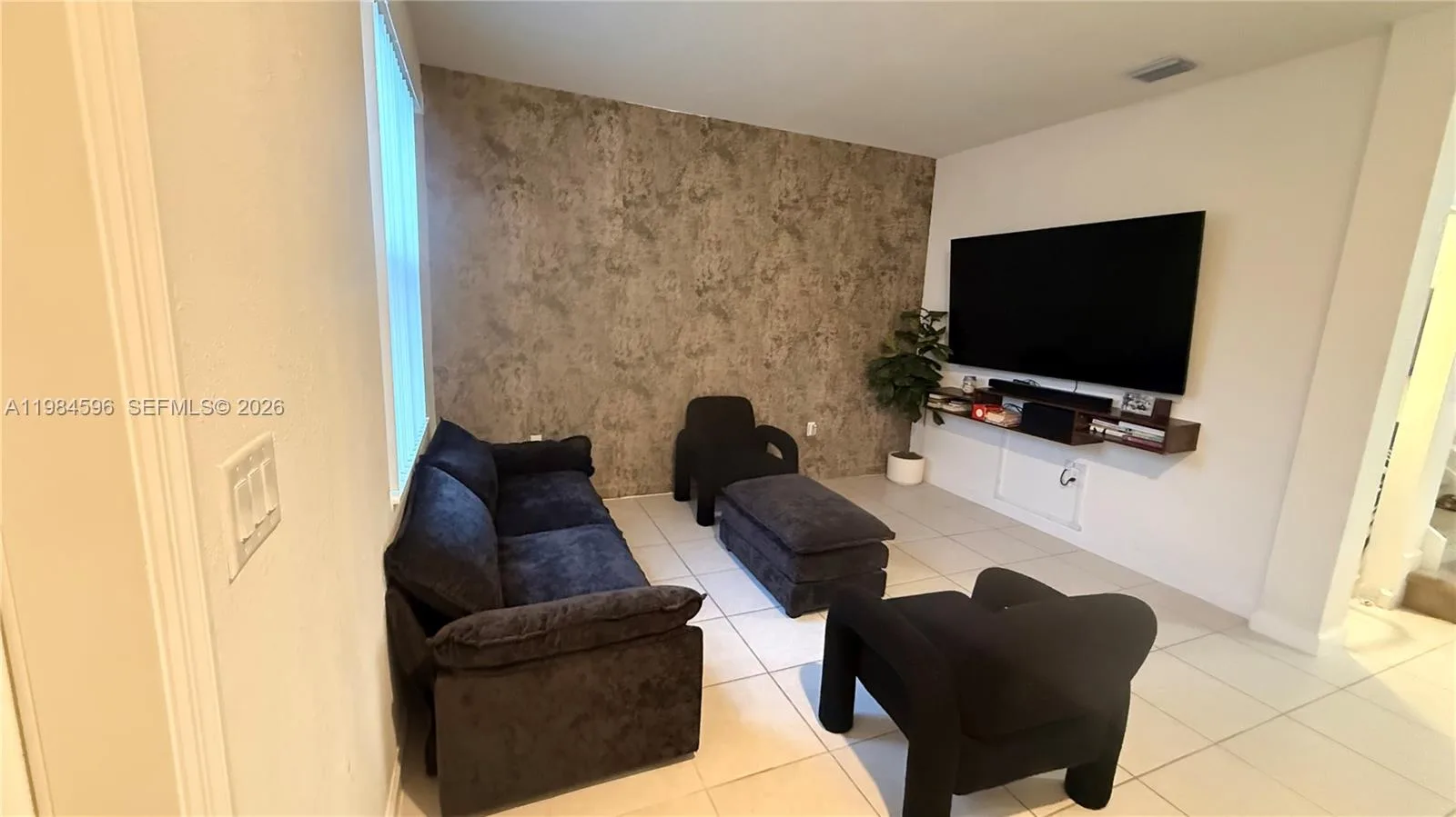 12383 NW 23rd Ct, Miami, FL 33167 photo 6
