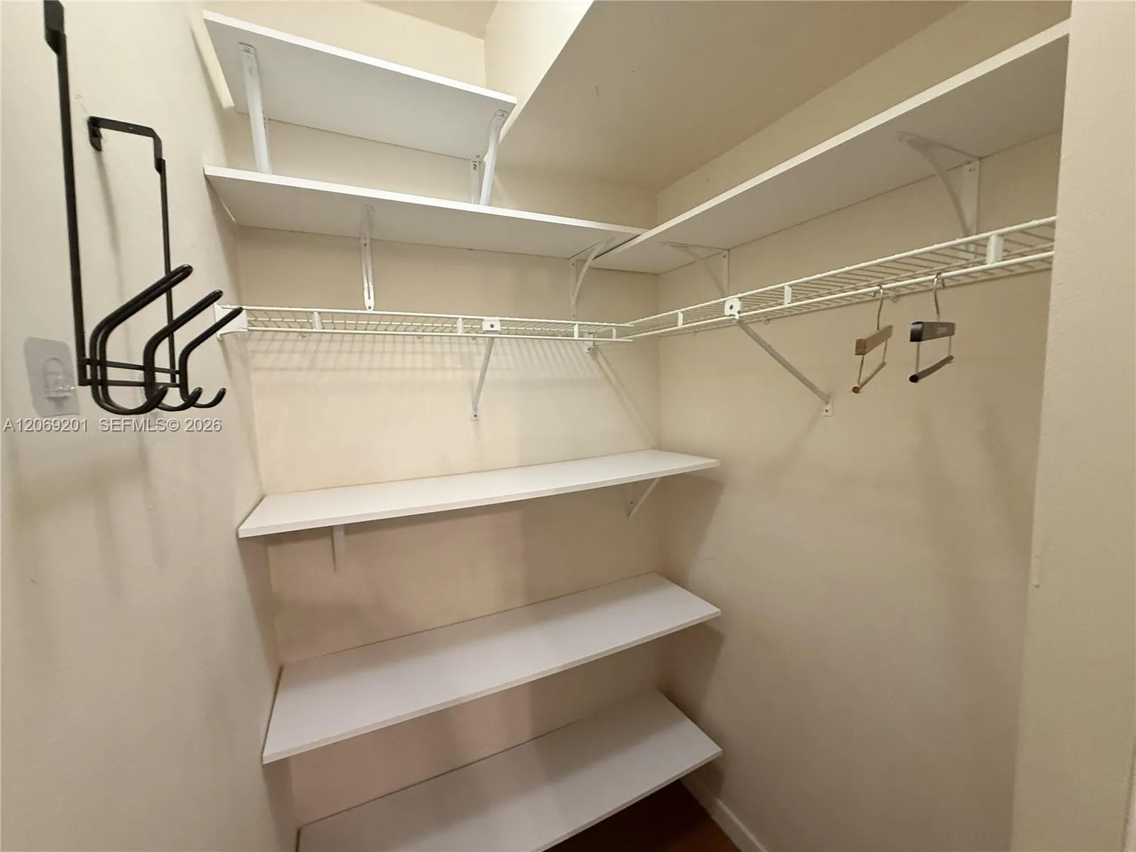 915 8th St # 102, Miami Beach, FL 33139 photo 11