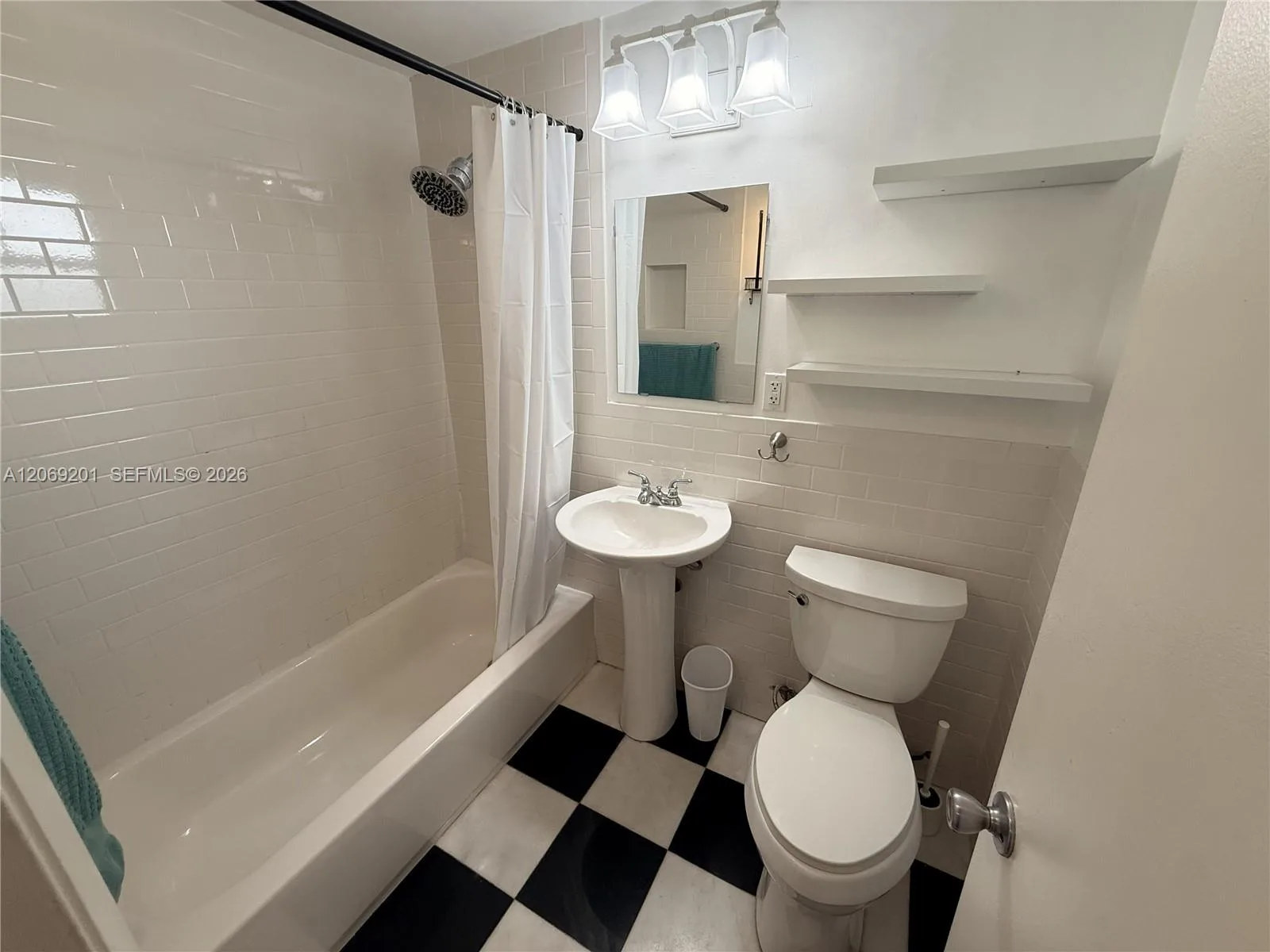 915 8th St # 102, Miami Beach, FL 33139 photo 9