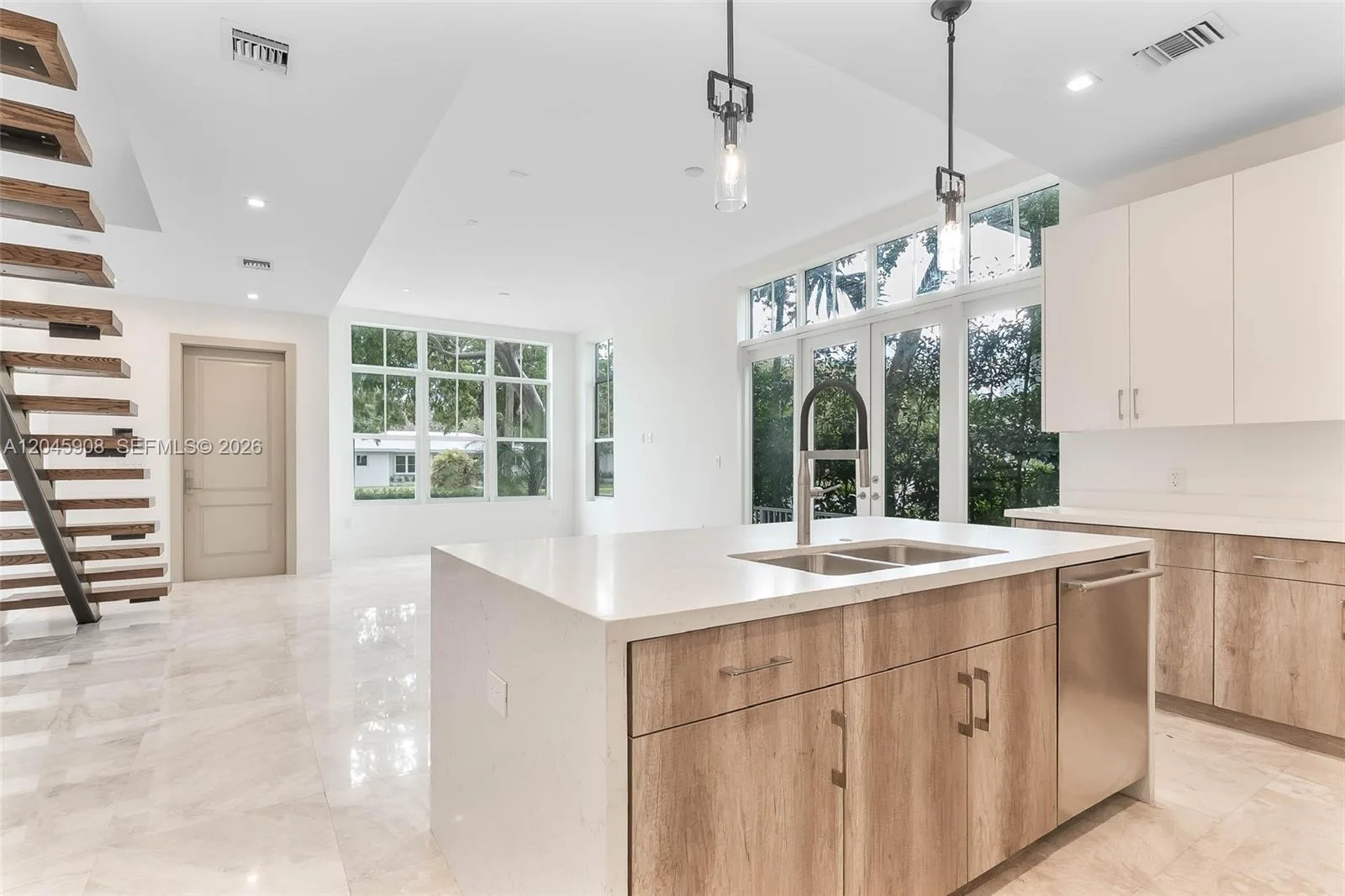 3406 Ponce De Leon Blvd, Coral Gables, FL 33134 photo 2