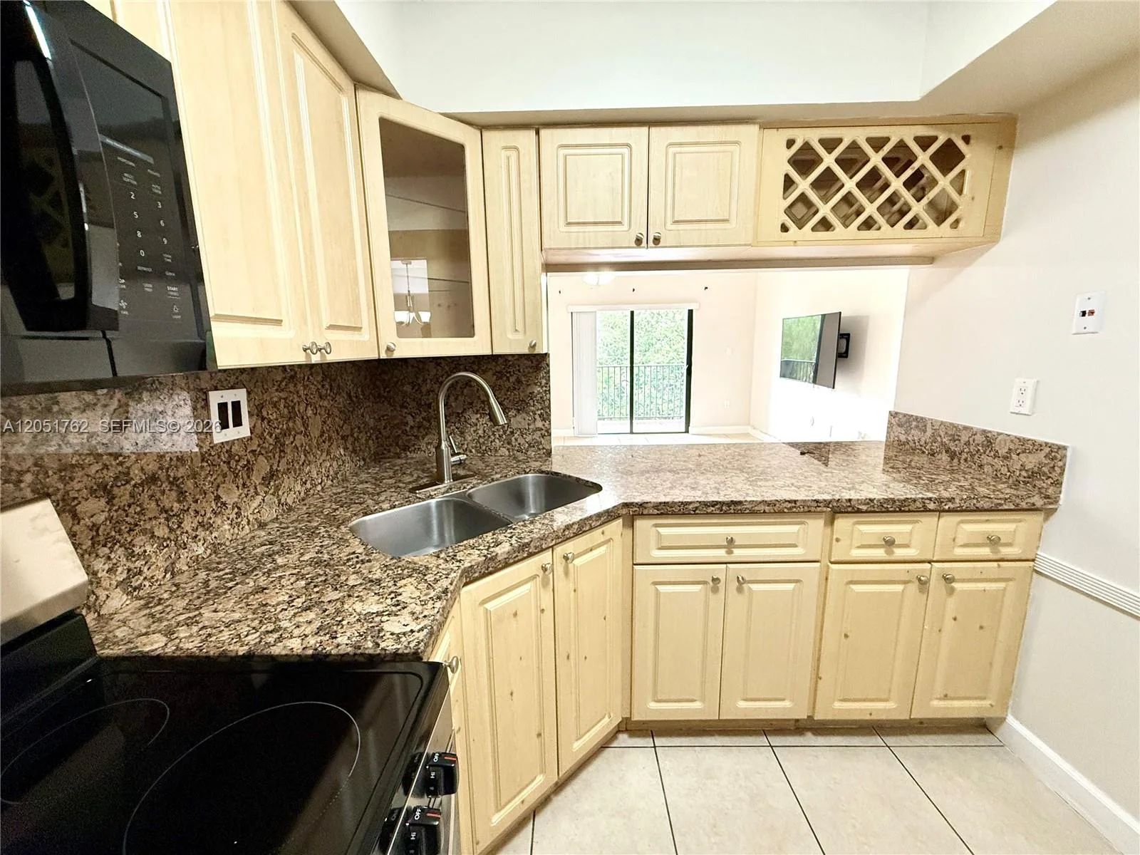 5765 W 25th Ct # 402, Hialeah, FL 33016 photo 5