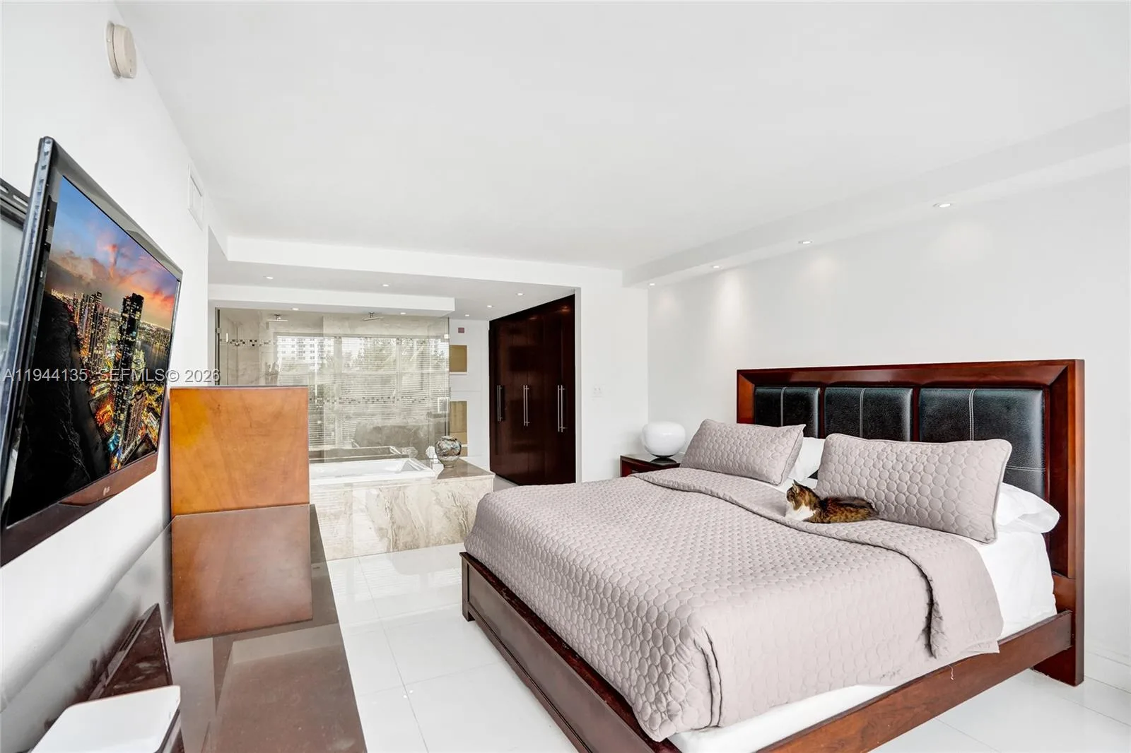 1000 Parkview Dr # 330, Hallandale Beach, FL 33009 photo 10