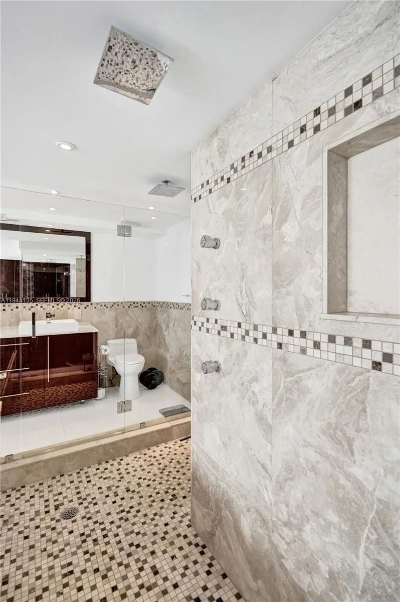 1000 Parkview Dr # 330, Hallandale Beach, FL 33009 photo 12