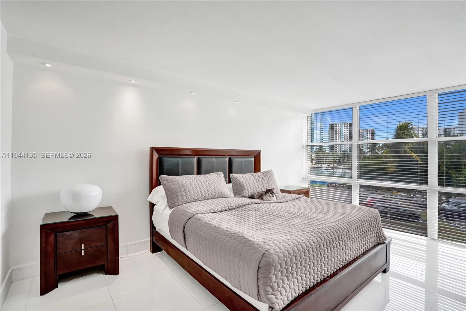 1000 Parkview Dr # 330, Hallandale Beach, FL 33009 photo 9