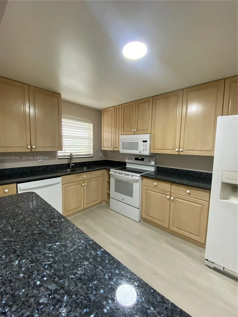 605 S State Road 7 # 3F, Margate, FL 33068