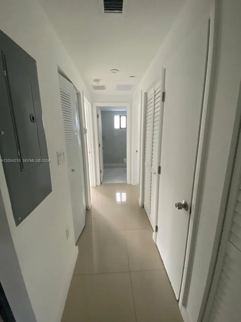 423 E 27th St # 201, Hialeah, FL 33013 photo 6