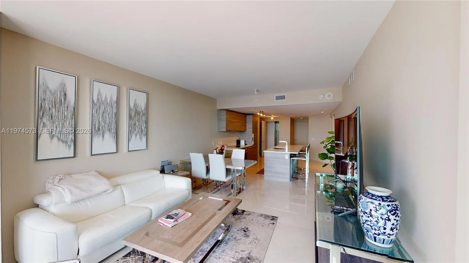 650 NE 32nd St # 2005, Miami, FL 33137 photo 5