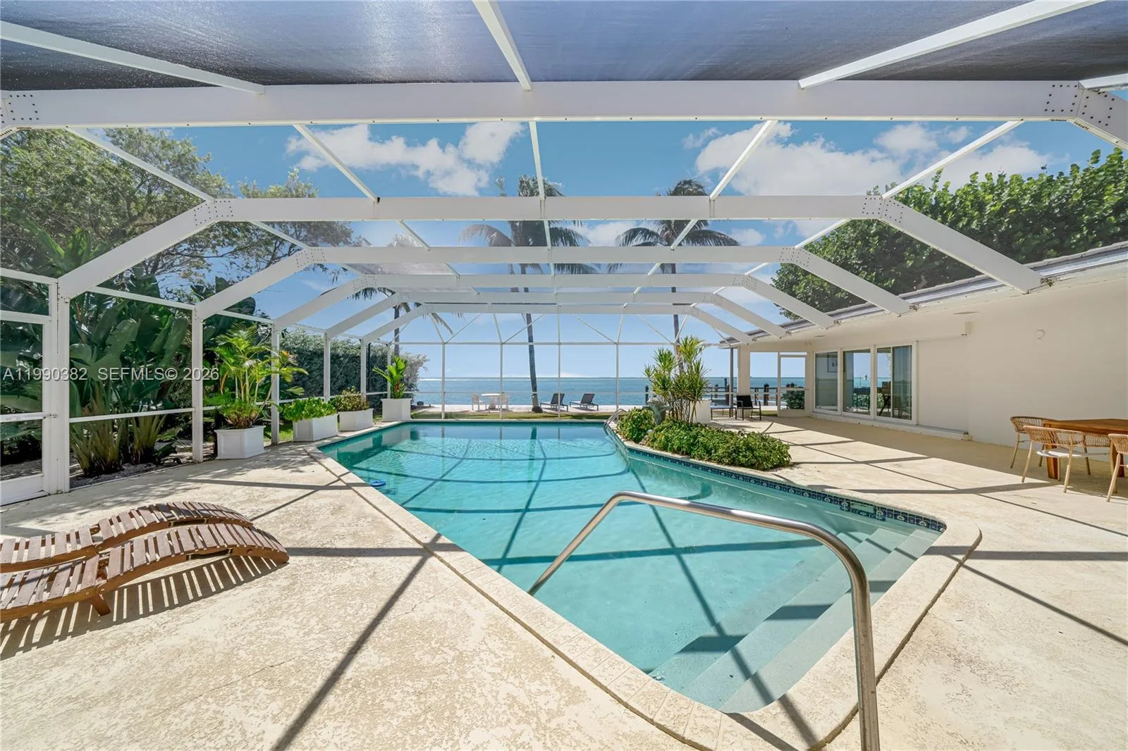 640 S Mashta Dr, Key Biscayne, FL 33149 photo 8