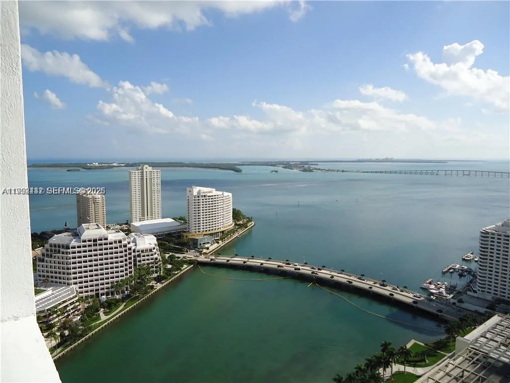 495 Brickell Ave # 3909, Miami, FL 33131