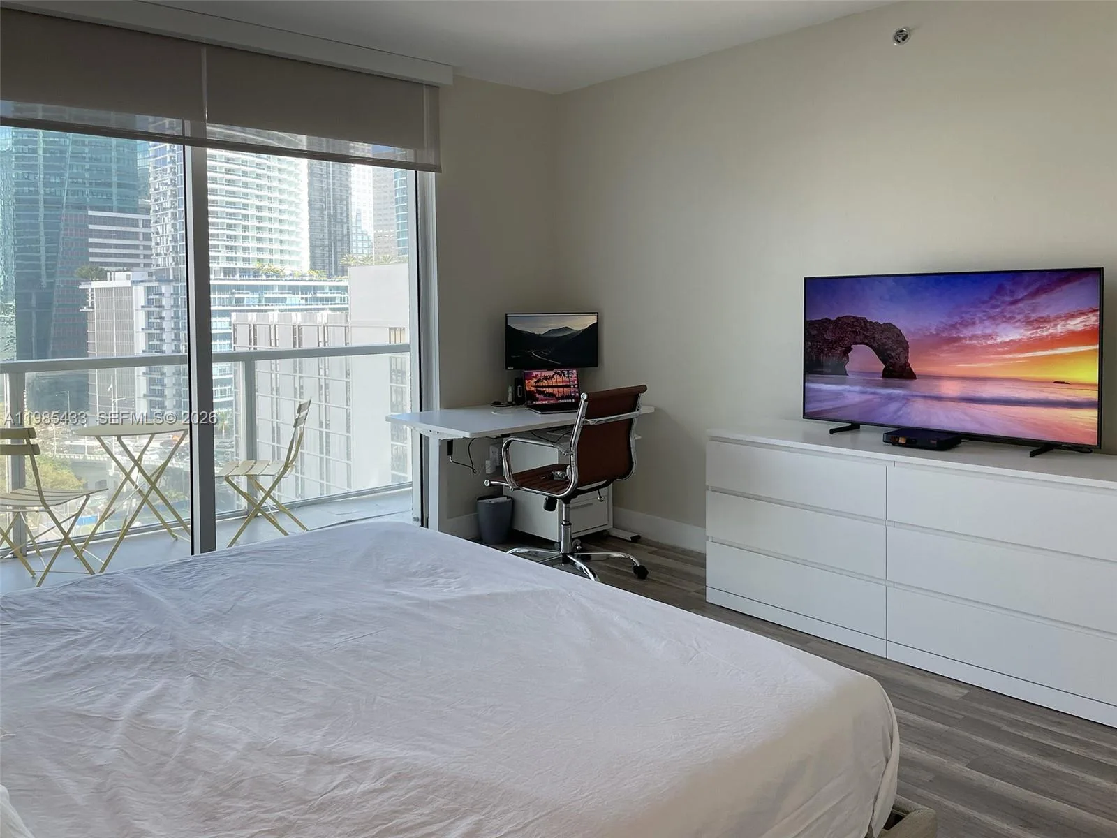 55 SE 6th St # 1407, Miami, FL 33131 photo 8