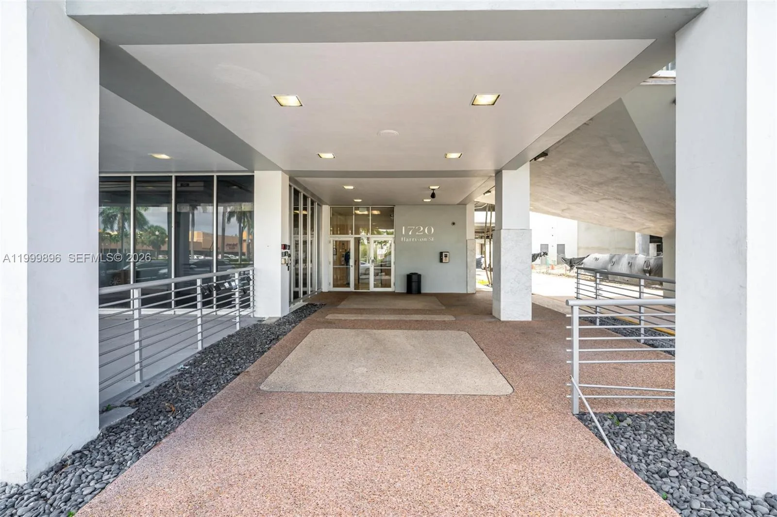 1720 Harrison St # 9F, Hollywood, FL 33020 photo 4