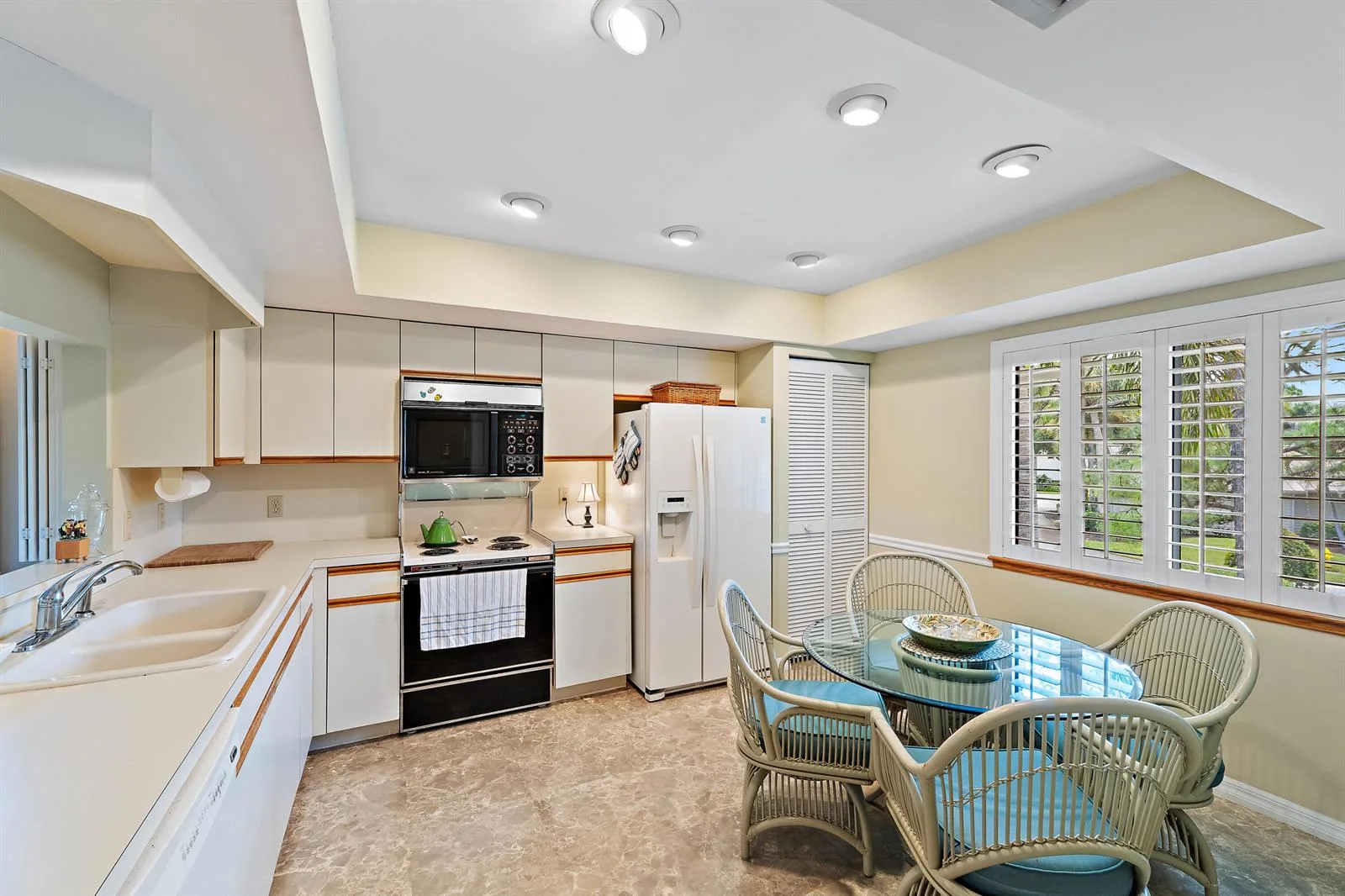 6433 SE Brandywine Court # Unit 217, Stuart, FL 34997 photo 11