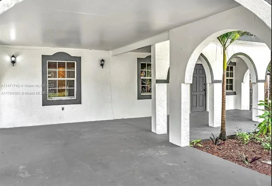 936 NE 132nd St, North Miami, FL 33161 photo 6