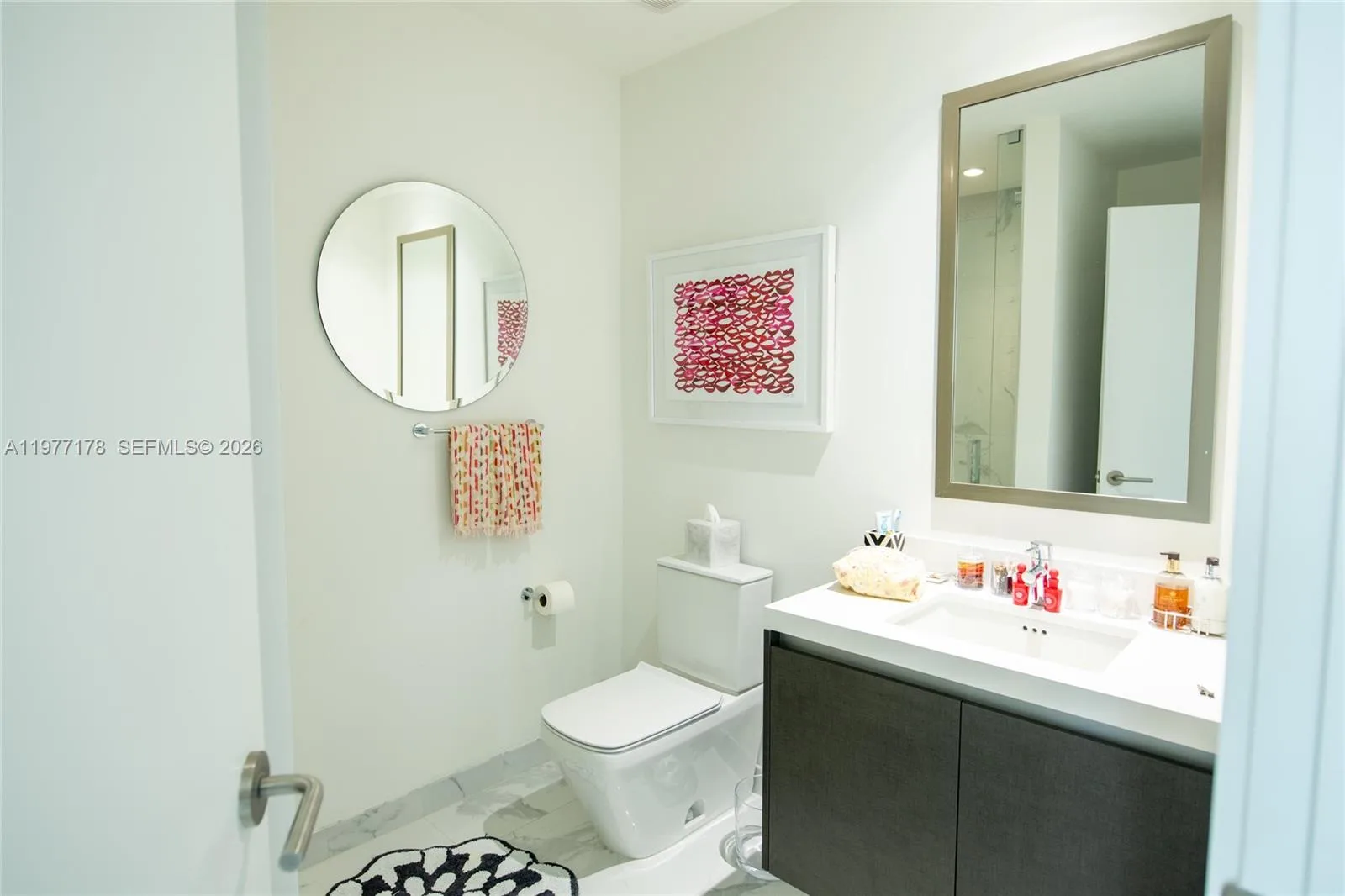 851 NE 1st Ave # 811, Miami, FL 33132 photo 11