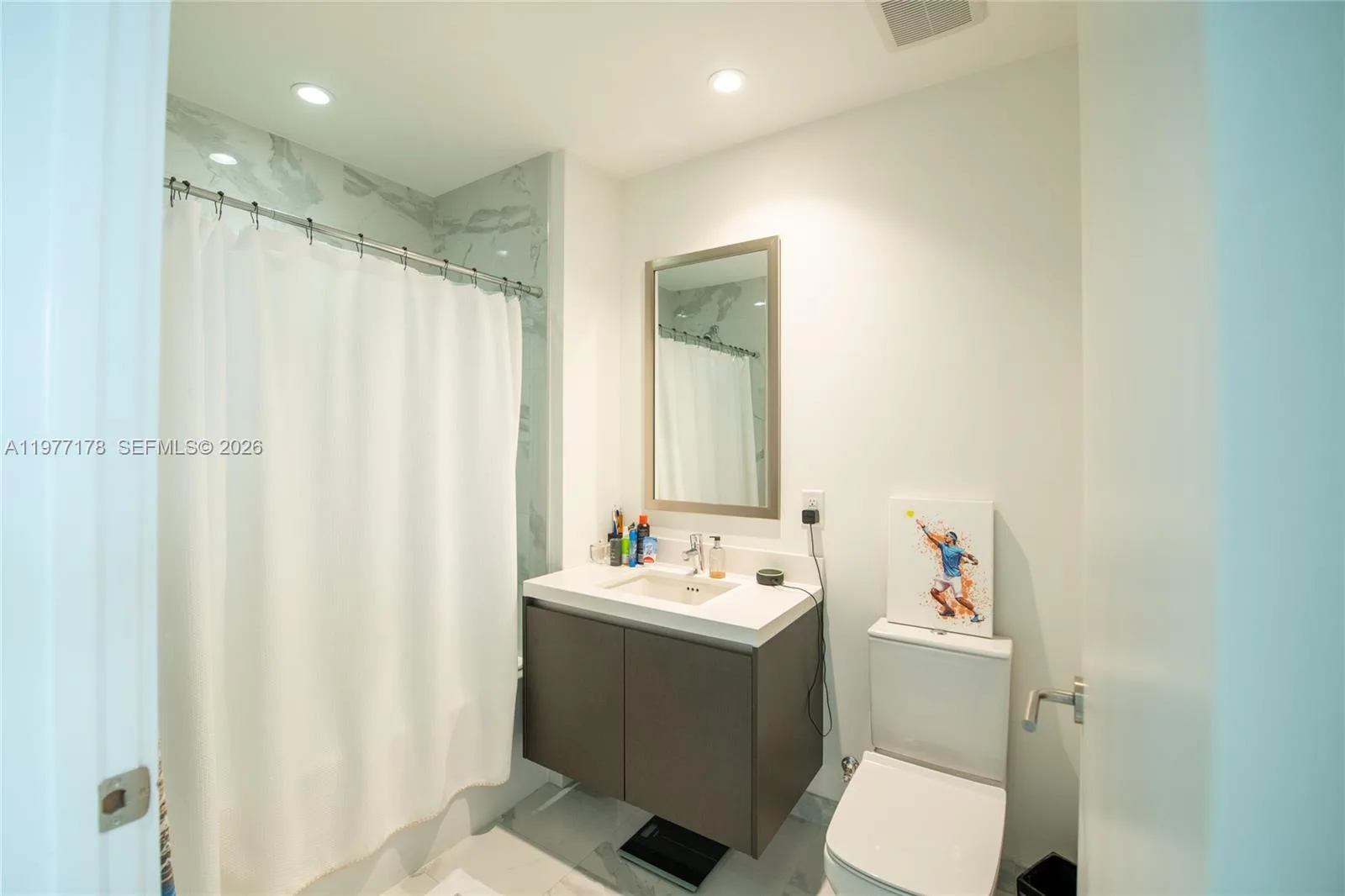 851 NE 1st Ave # 811, Miami, FL 33132 photo 6
