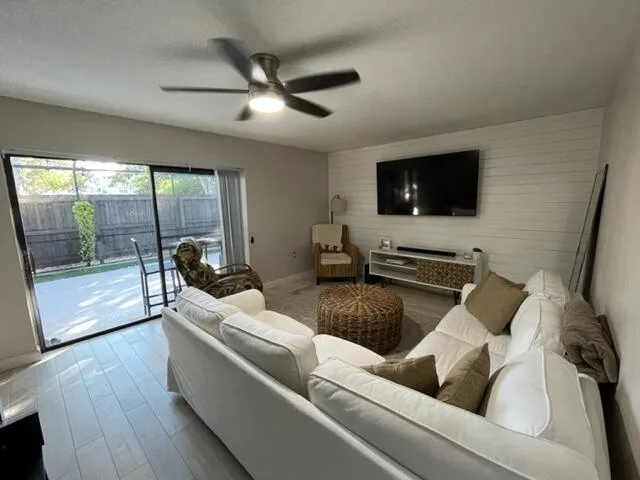 365 S Waverly Place # 3c, Vero Beach, FL 32960