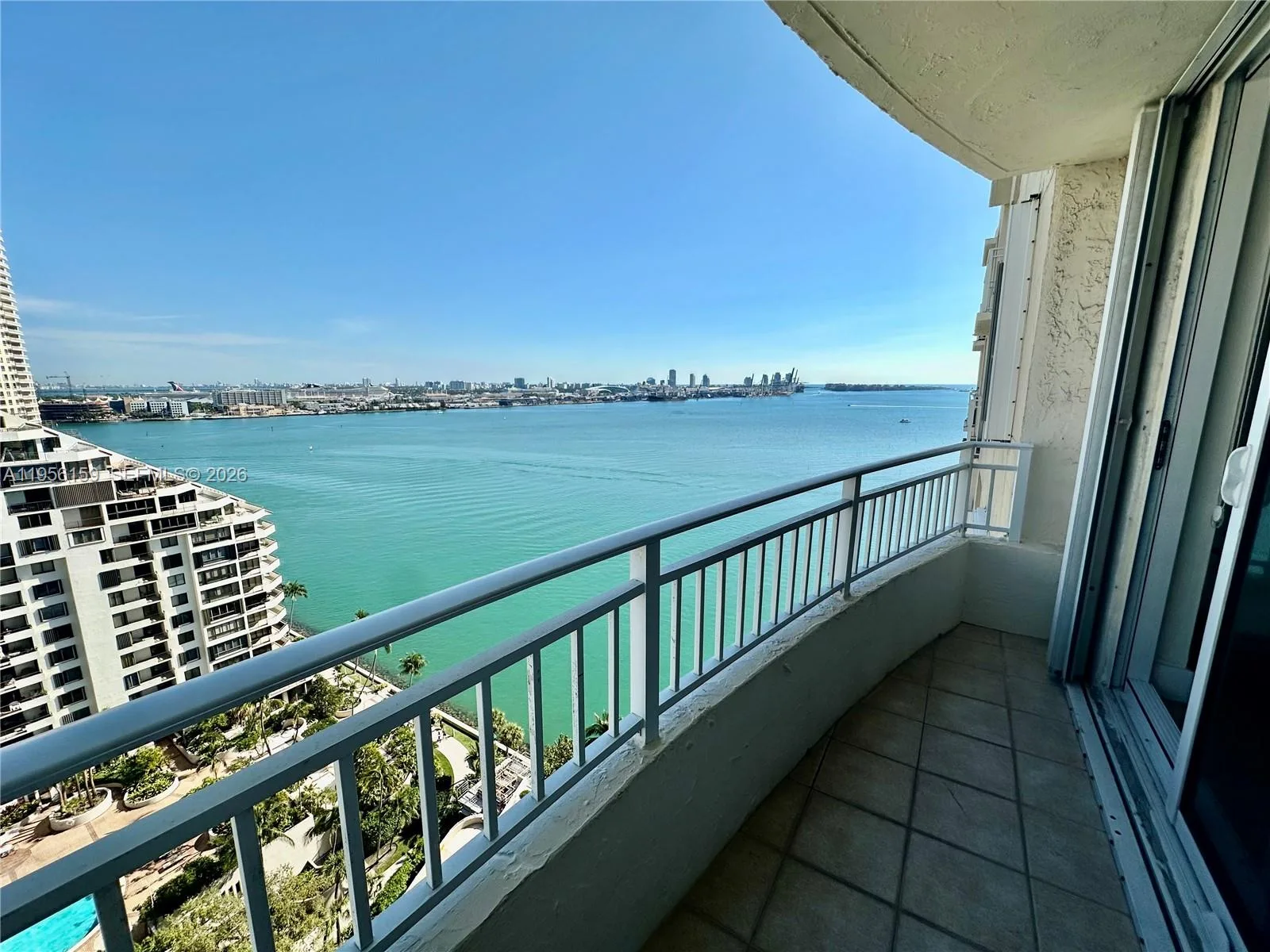 770 Claughton Island Dr # PH-9, Miami, FL 33131 photo 2