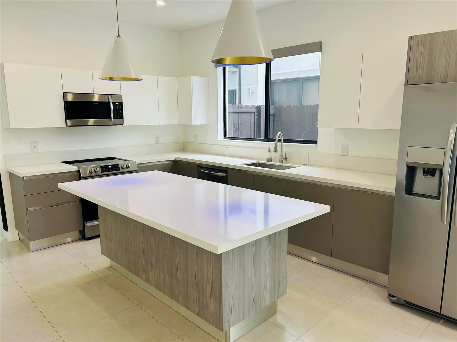 310 SW 9th Street # 1, Fort Lauderdale, FL 33315 photo 3
