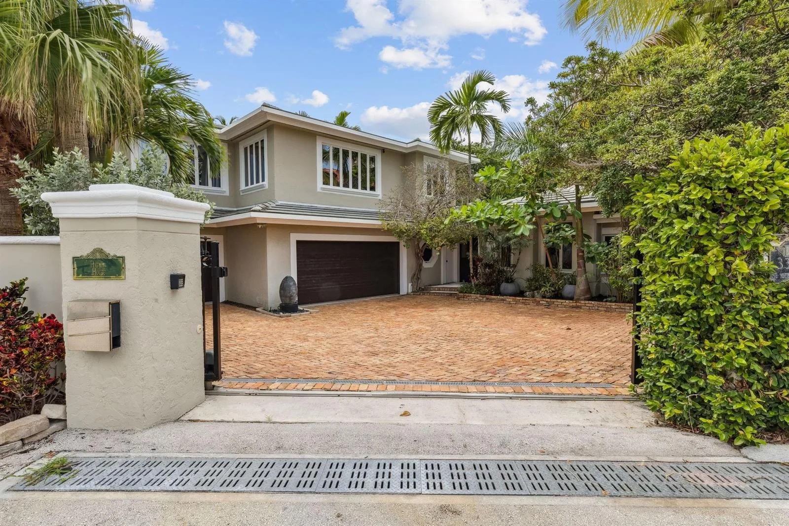 3301 NE 16th Street, Fort Lauderdale, FL 33304