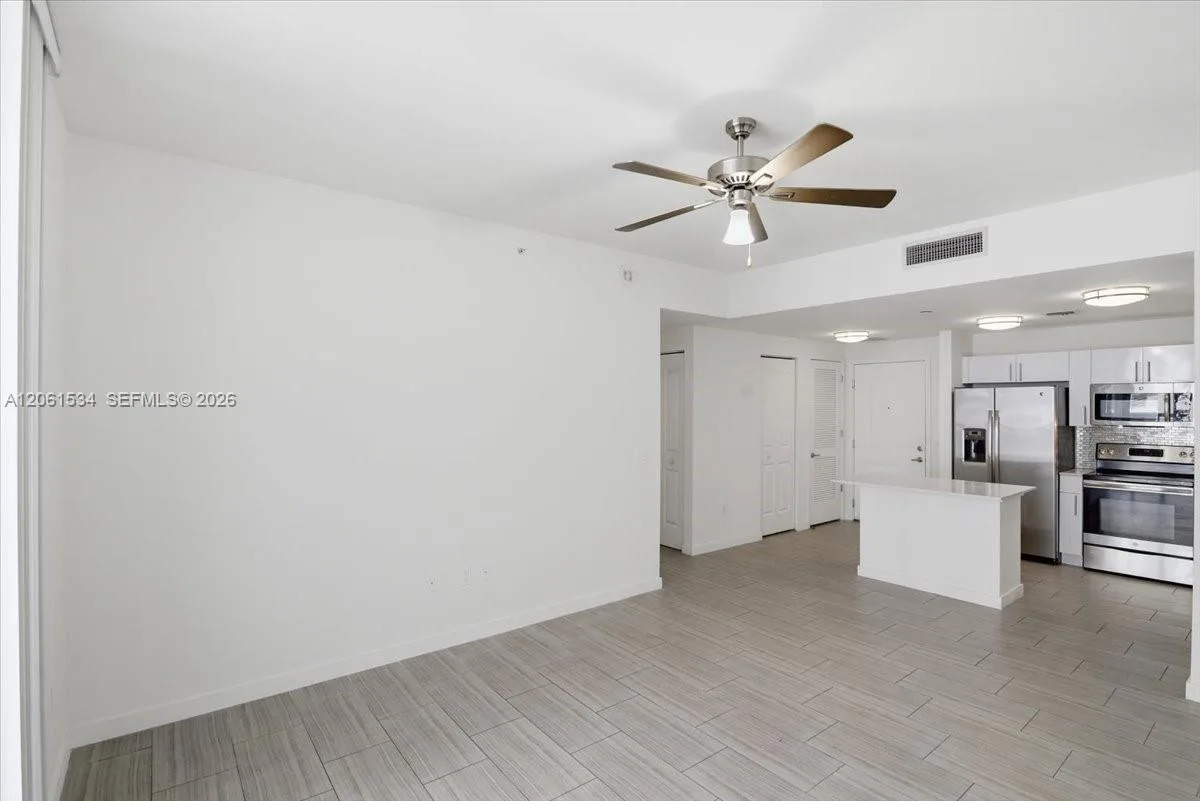 1776 Polk St # 703, Hollywood, FL 33020 photo 12