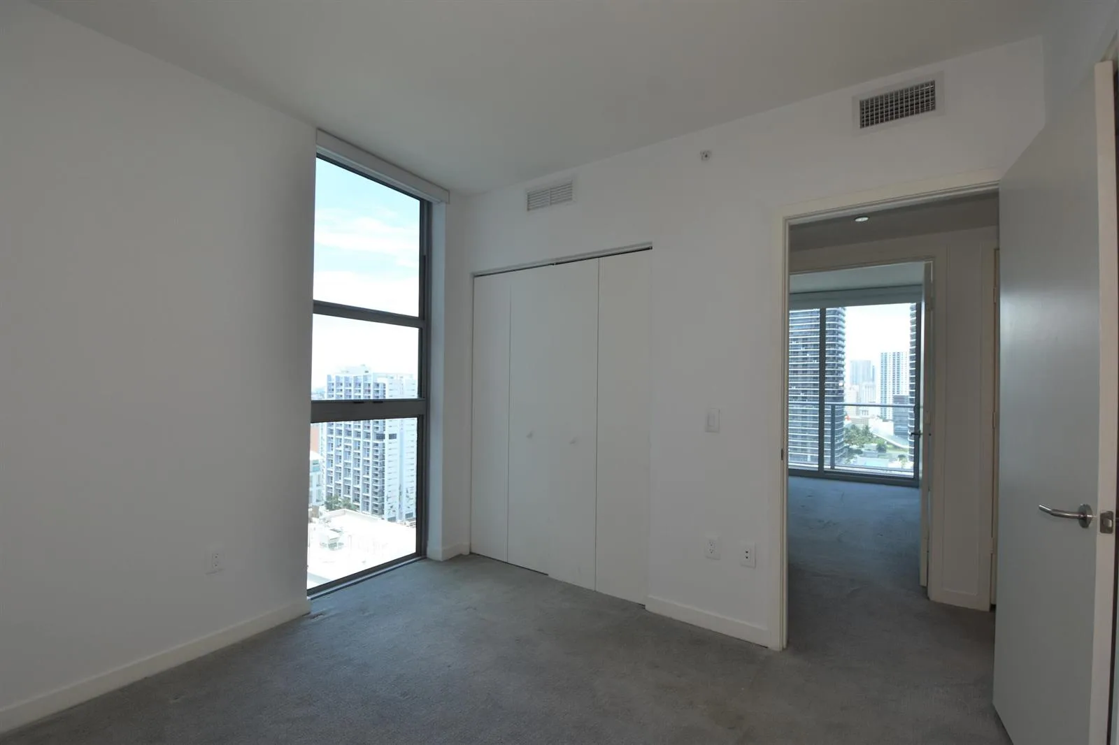 1100 S Miami Avenue # 2207, Miami, FL 33130