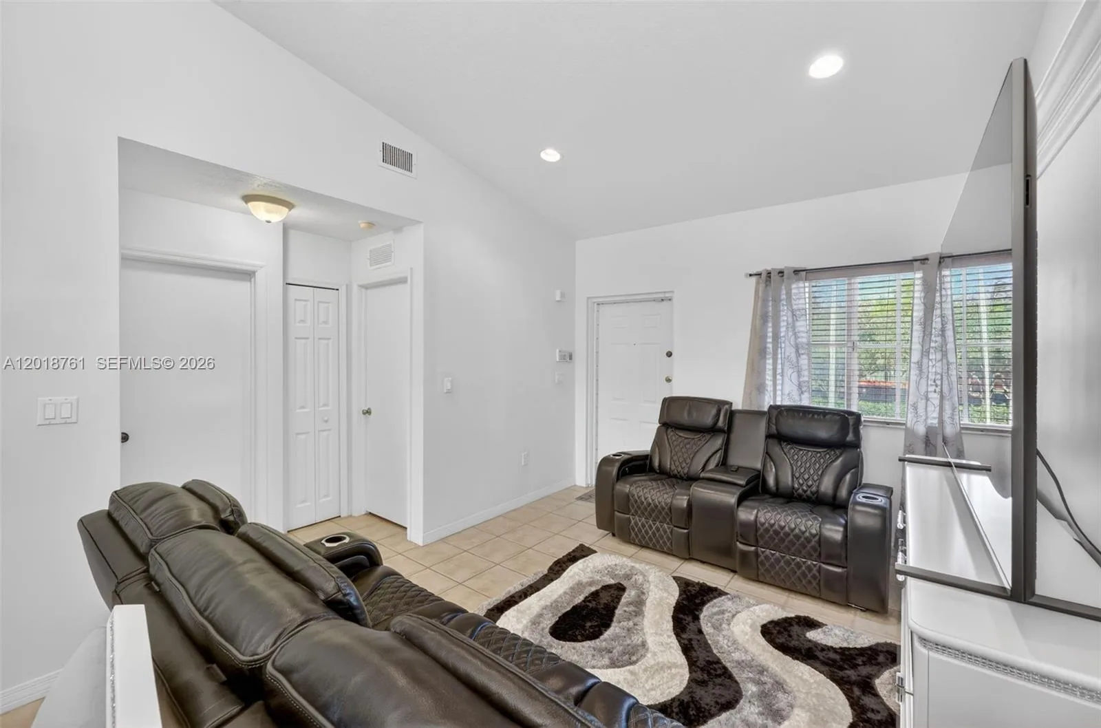 2600 SE 12th Pl # 203, Homestead, FL 33035 photo 3