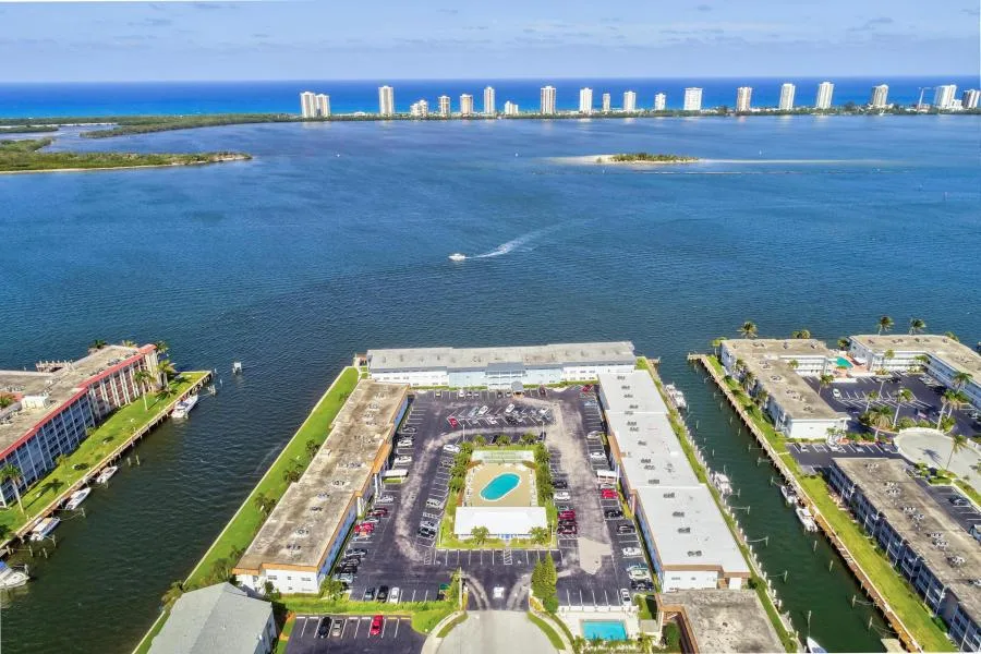 100 Shore Court # 307, North Palm Beach, FL 33408 photo 2