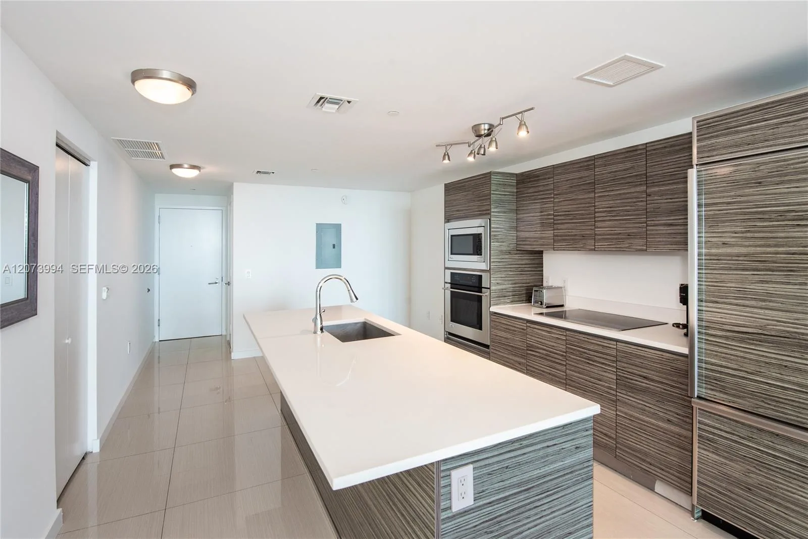 460 NE 28th St # 2202, Miami, FL 33137 photo 11