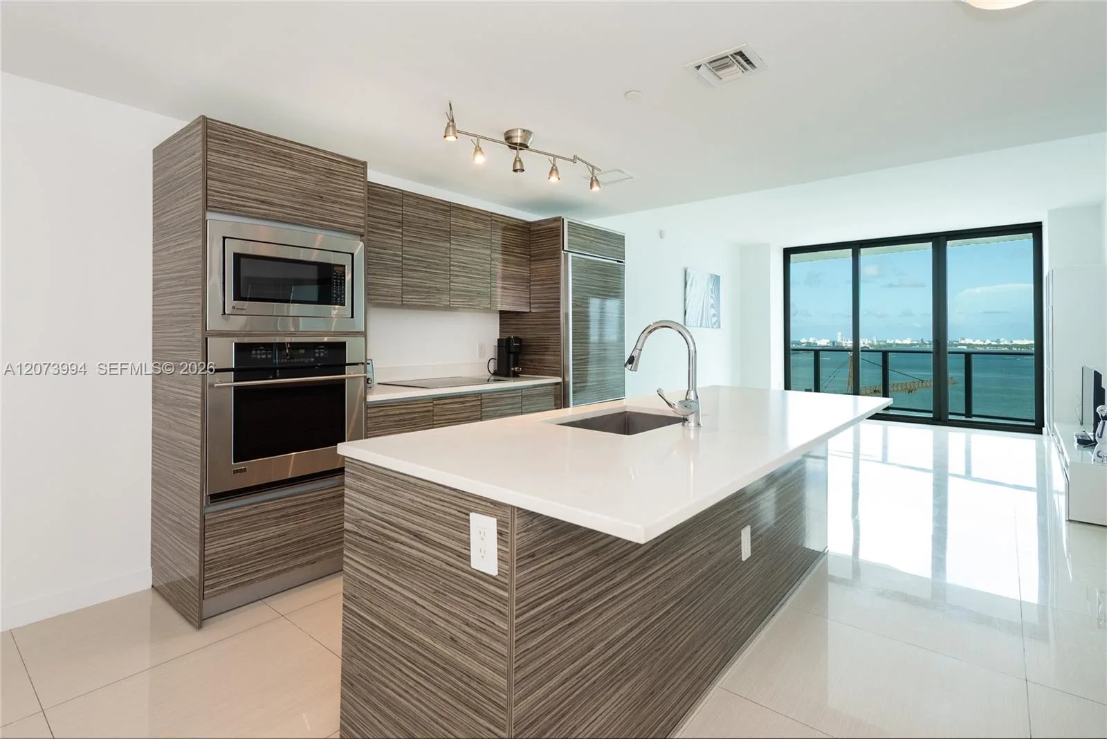 460 NE 28th St # 2202, Miami, FL 33137 photo 13