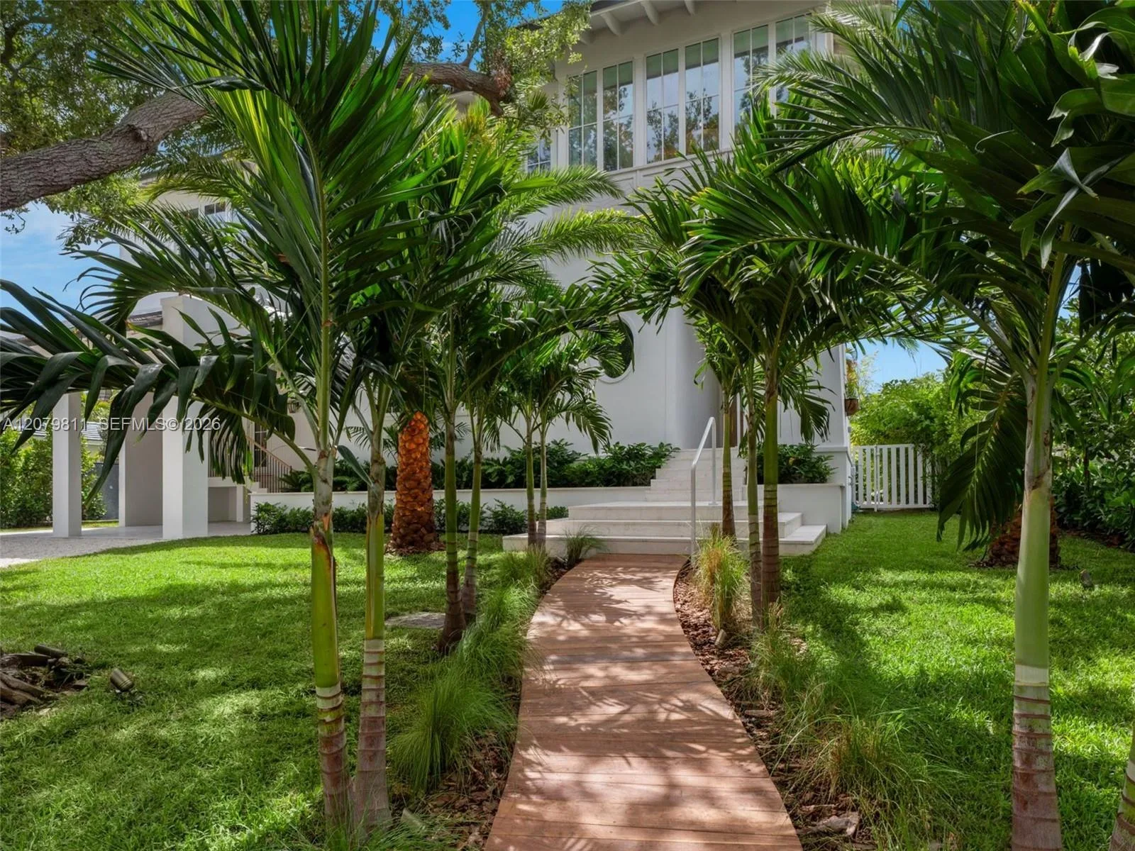 544 Warren Ln, Key Biscayne, FL 33149 — zdjęcie 3