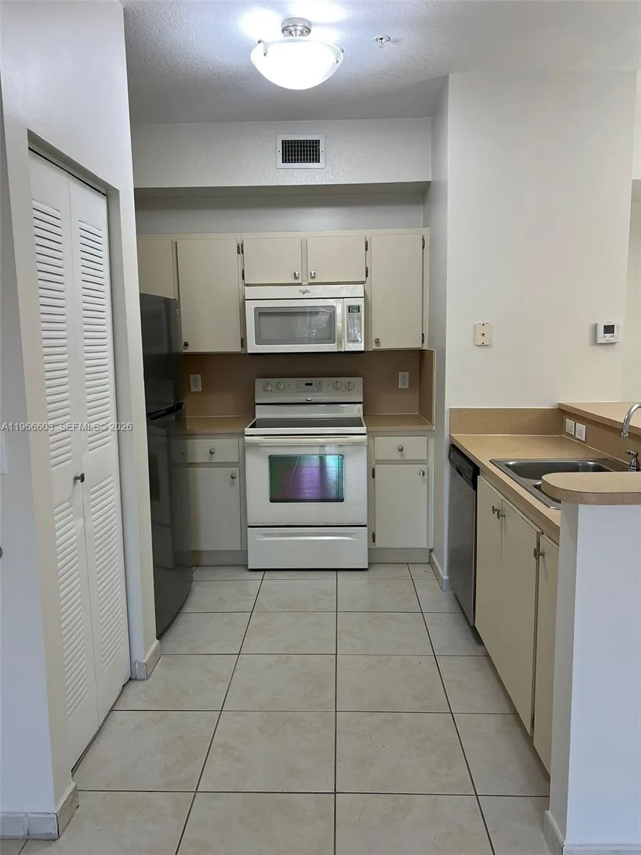 7220 NW 114th Ave # 307, Doral, FL 33178 photo 6