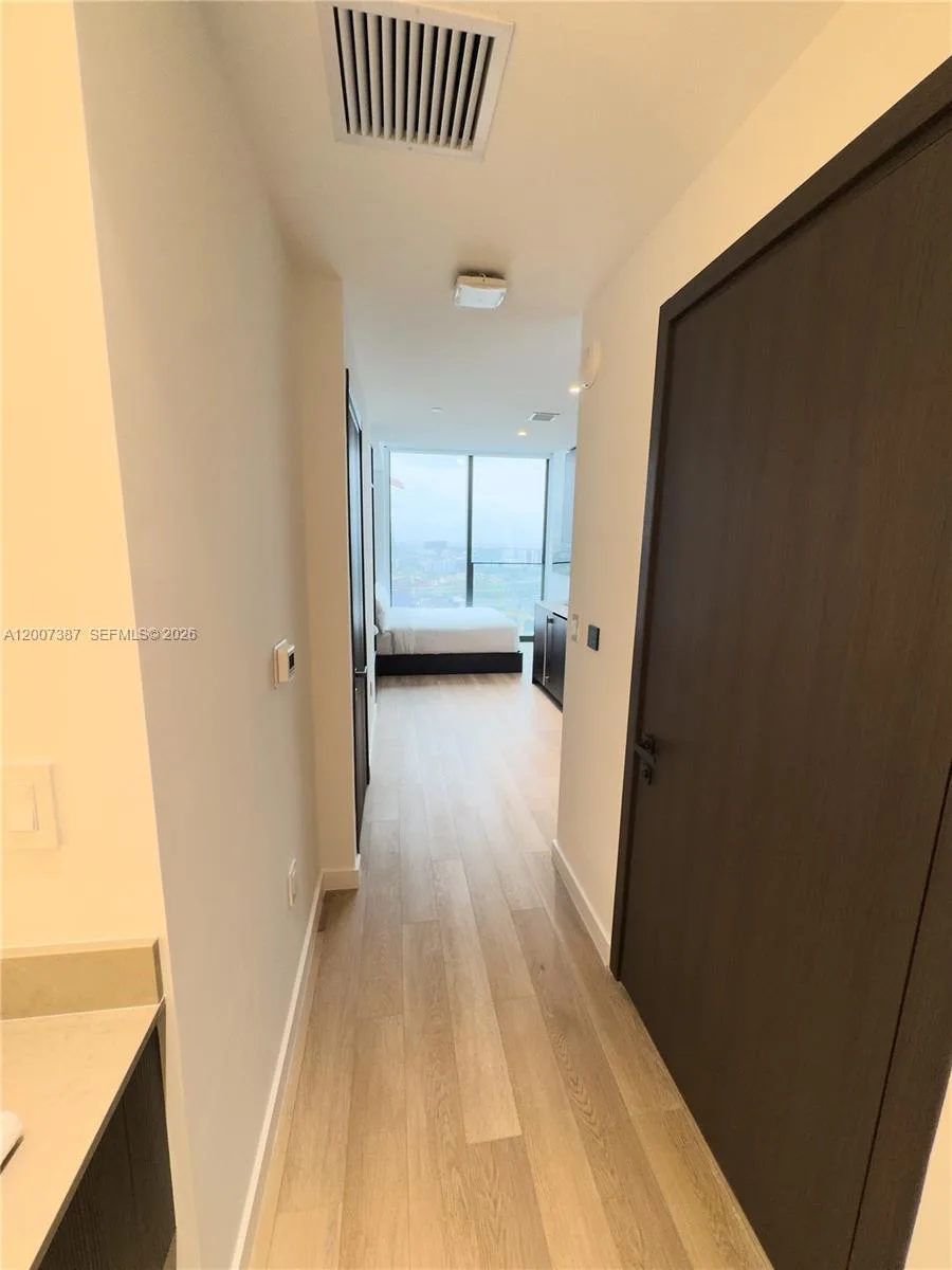 20 NE 11th St # 3012B, Miami, FL 33132 photo 5