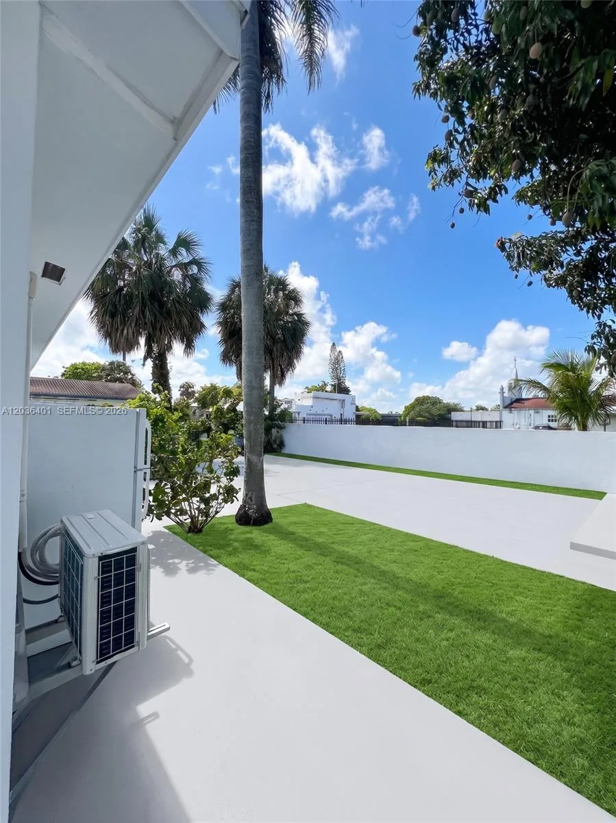 2847 Polk St # 3, Hollywood, FL 33020