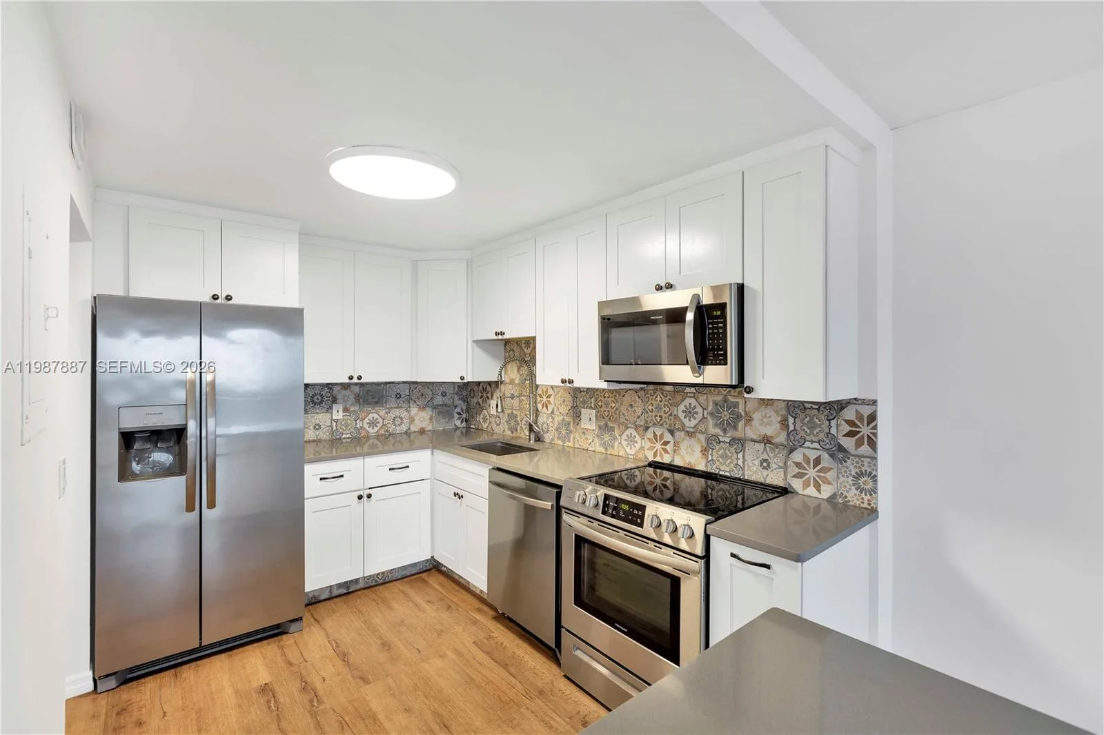 13499 Biscayne Blvd # 613, North Miami, FL 33181 photo 4