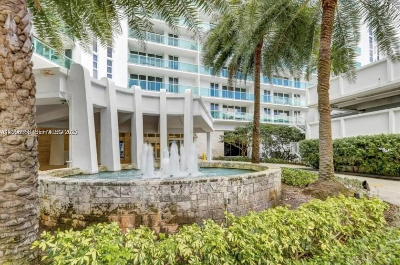 100 bayview dr # PH31, Sunny Isles Beach, FL 33160