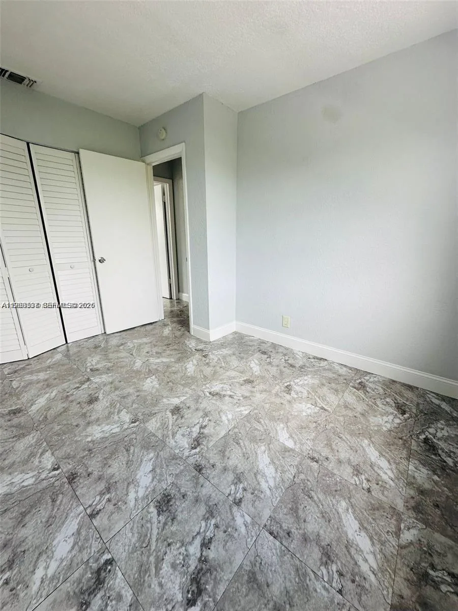 5 NE 16th Ct, Fort Lauderdale, FL 33305 photo 3