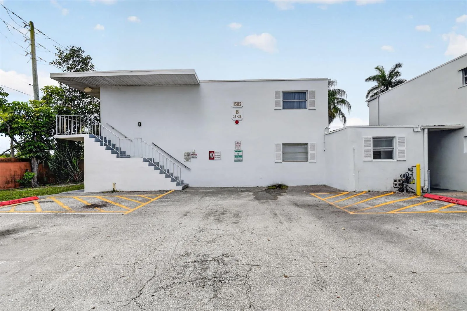 1505 Crescent Circle # B24, Lake Park, FL 33403 photo 7