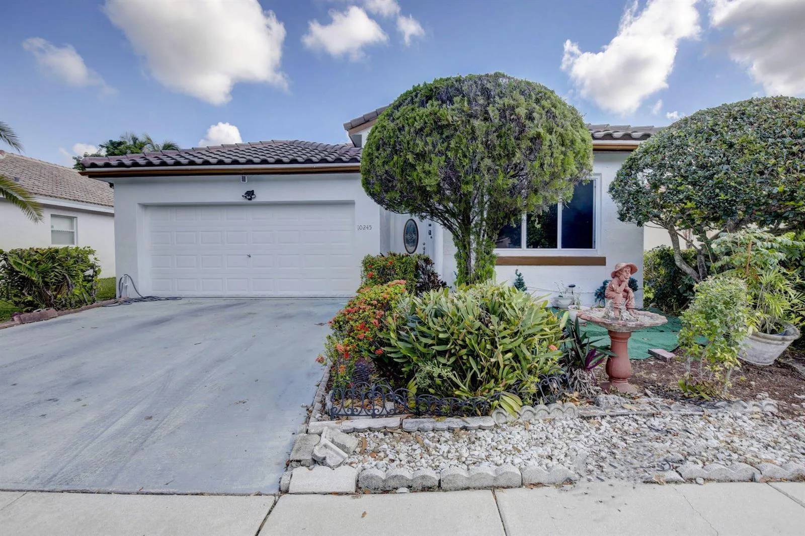 10245 SW 16th Court, Pembroke Pines, FL 33025