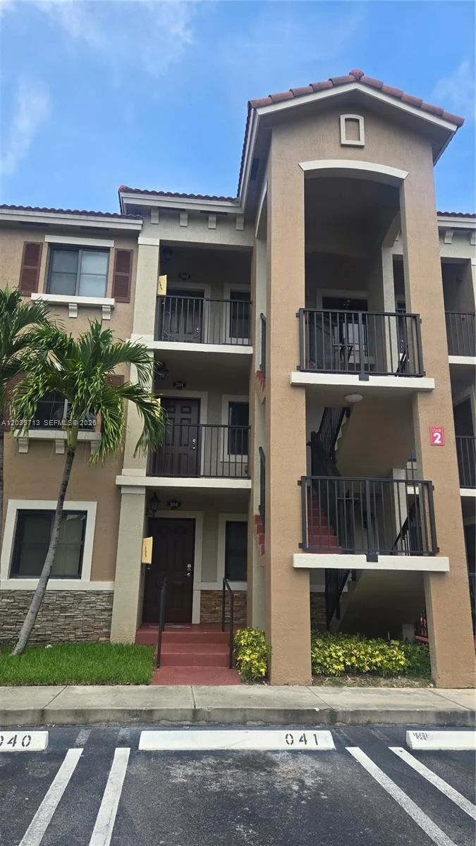 22421 SW 88th Pl # 303-2, Cutler Bay, FL 33190