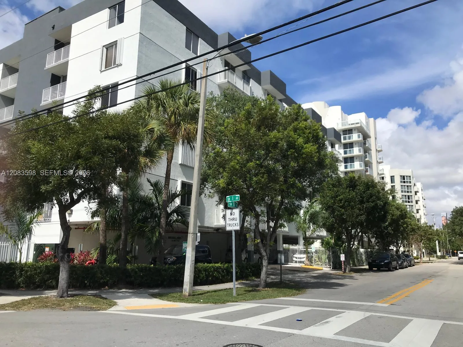 126 SW 17th Rd # 302, Miami, FL 33129