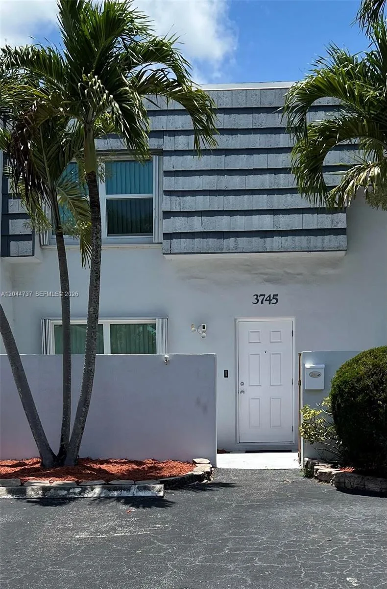 3745 SW 59th Ave # 124, Davie, FL 33314