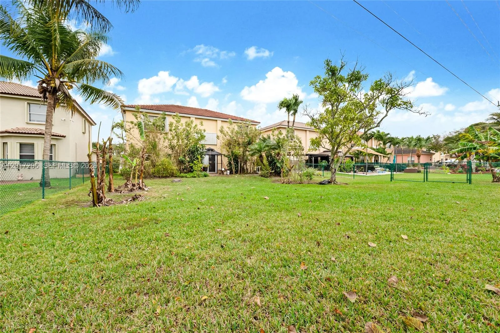 1402 SE 16th Ave, Homestead, FL 33035 photo 2